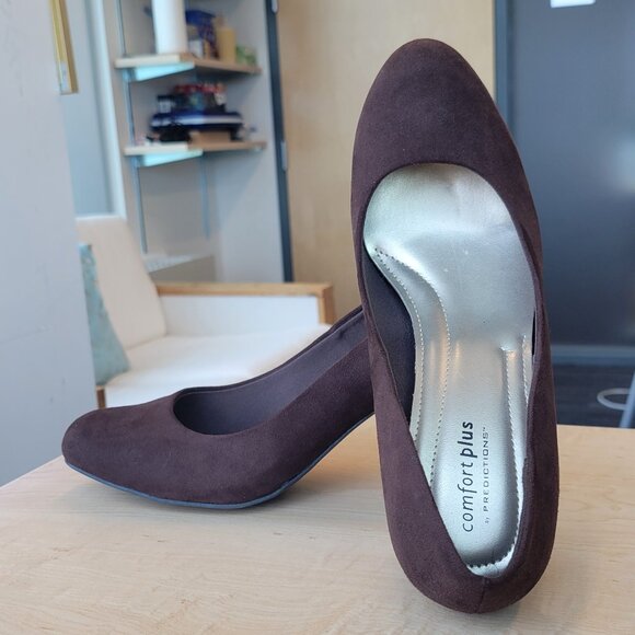 Comfort Plus by Predictions Dark Brown Pumps - Picture 4 of 7
